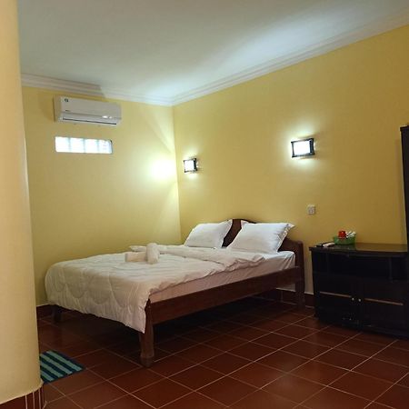 Hotel Pina House Kep Exteriér fotografie