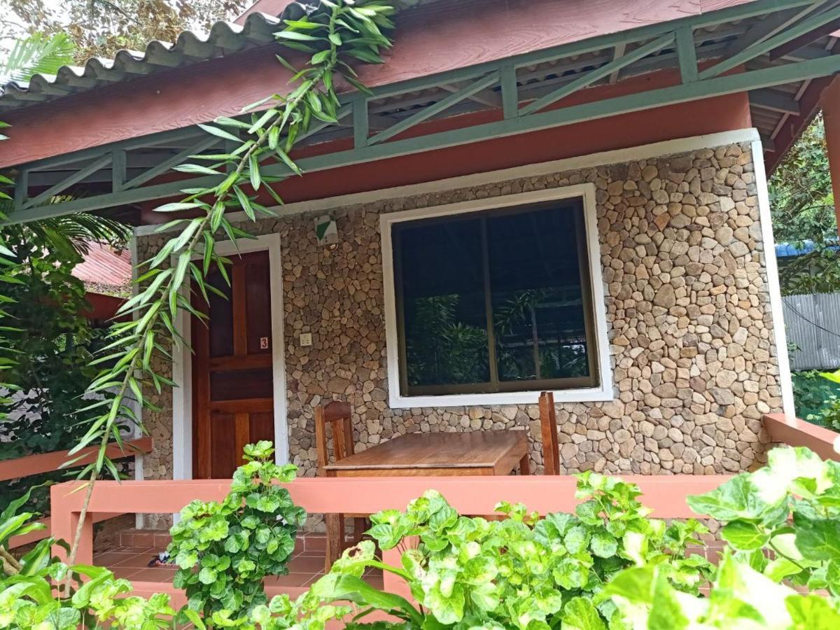 Hotel Pina House Kep Exteriér fotografie